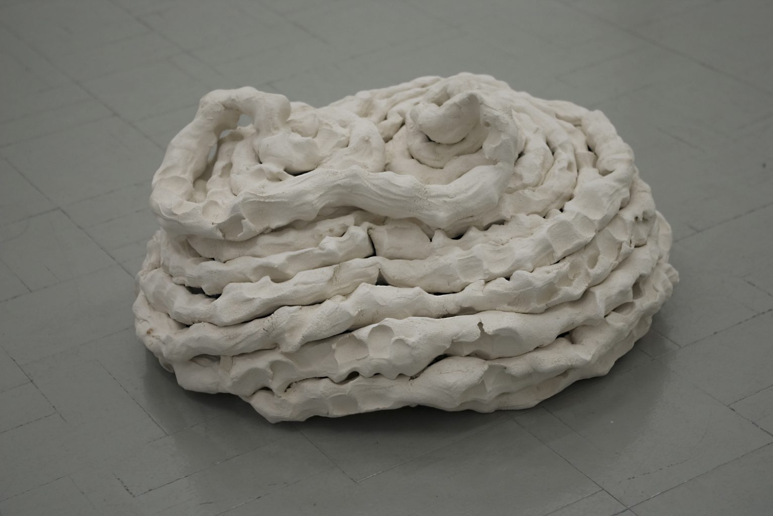 Placenta 2011,40cmx55cmx25cm, white clay ceramic