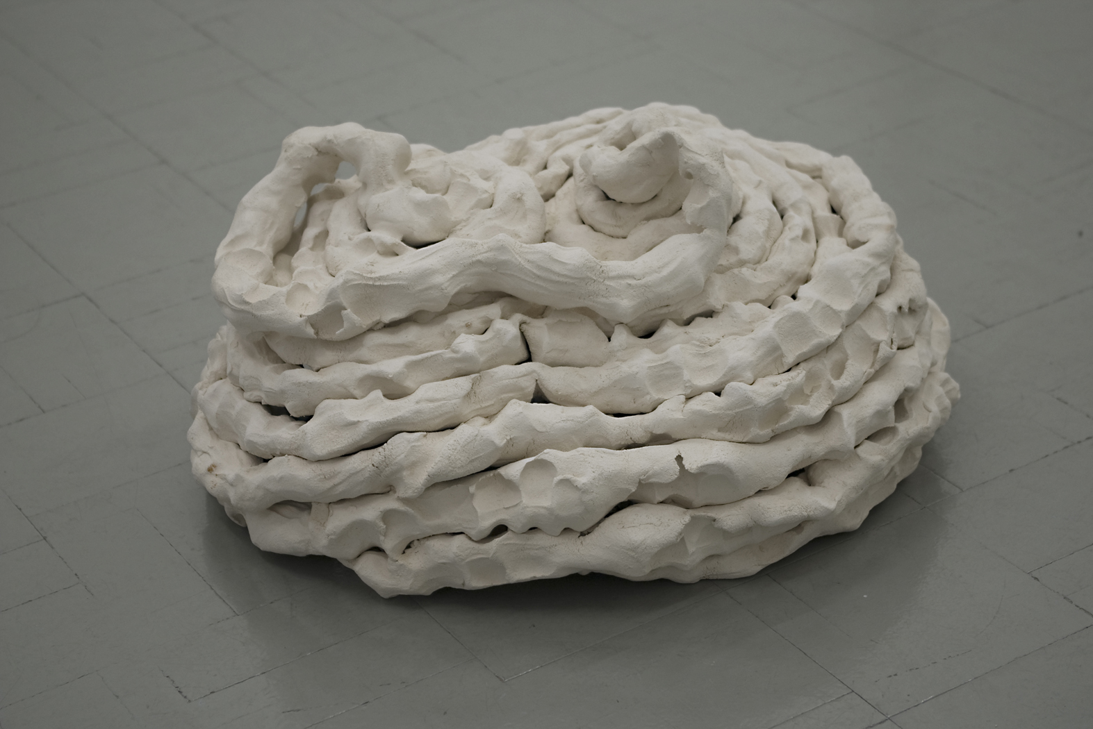 <p>Placenta_2011, 40x55x25 cm, white clay ceramic </p>
