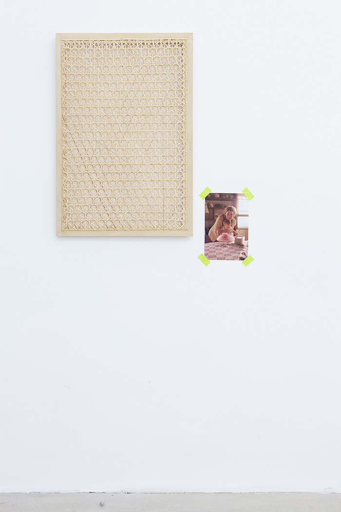 <p>Doing life: By way of 500 generations of stretched bellybuttons (diptych)_2012, 75&#215;50 cm and 22x 5 cm,  Viennese caning and photograph from 2000 </p>
