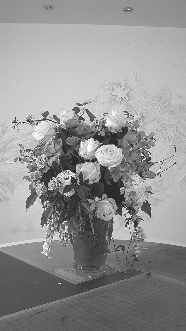 <p>Birthday Flowers video still</p>
