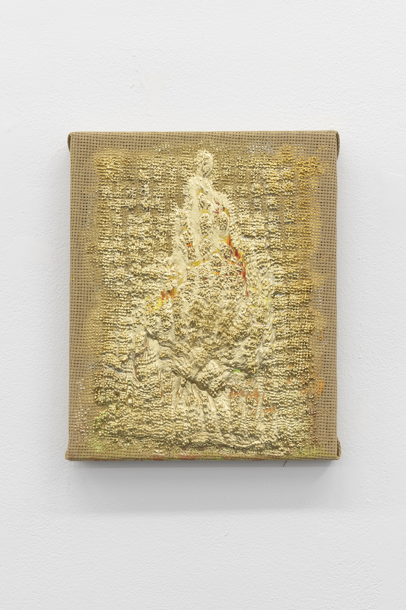 <p>Mesh (flame), oil paint, marble dust, gold pigment in needlepoint mesh, 23 x 30 cm</p>
